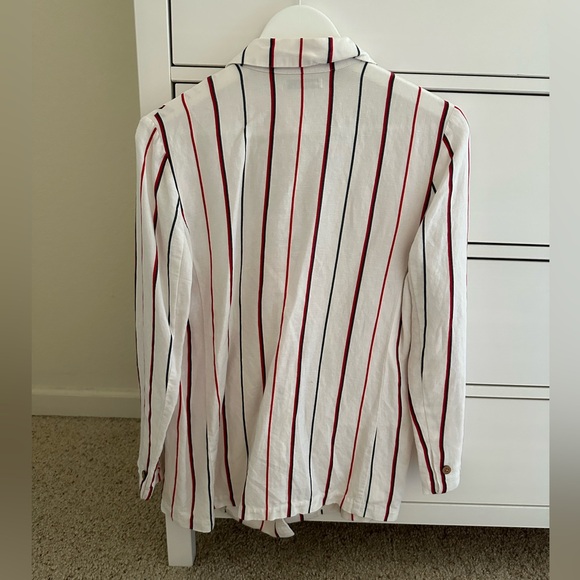 Linen blazer - Picture 2 of 3